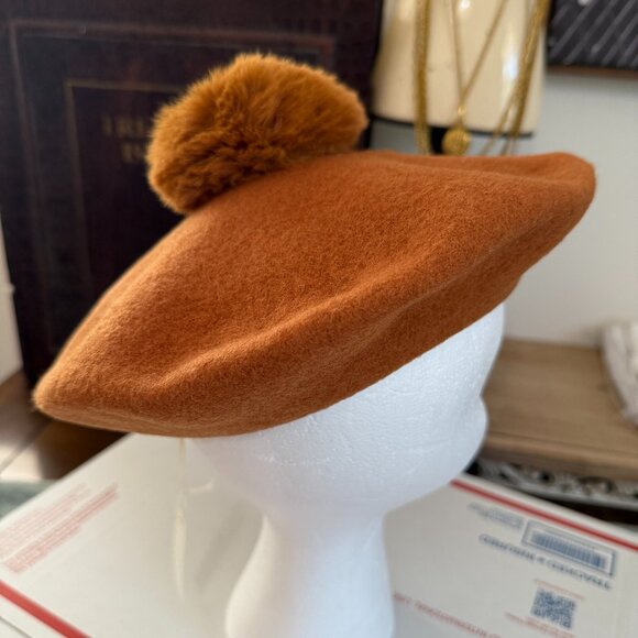 Wool Beret Hats - Picture 1 of 8